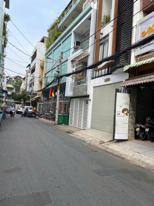 Siêu Phẩm Phân Lô Nhà Võ Thị Sáu, 4 Tầng Đẹp Full Ngồi Ô Tô Hai Bà Trưng